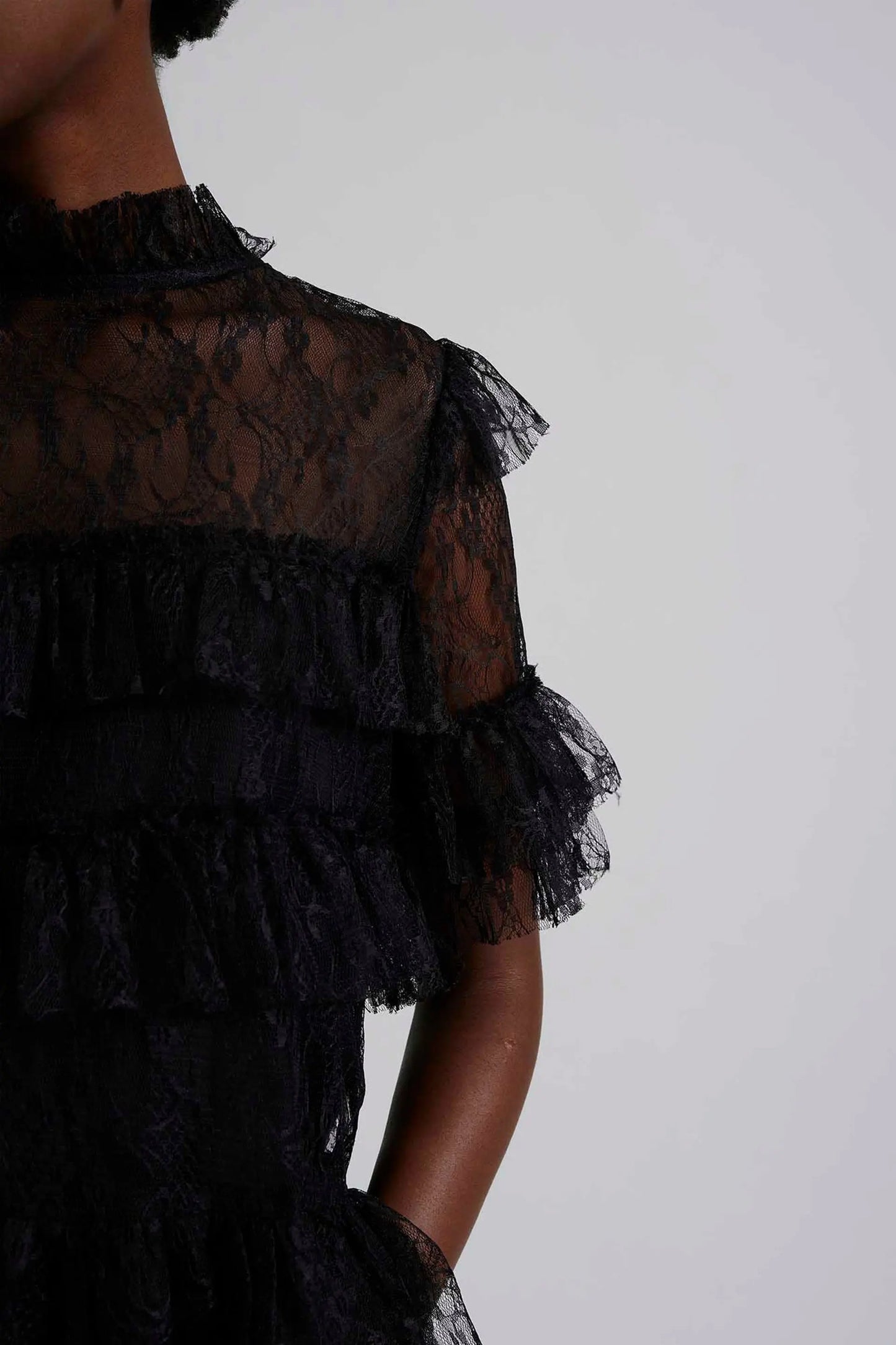 RACHEL BLOUSE BLACK