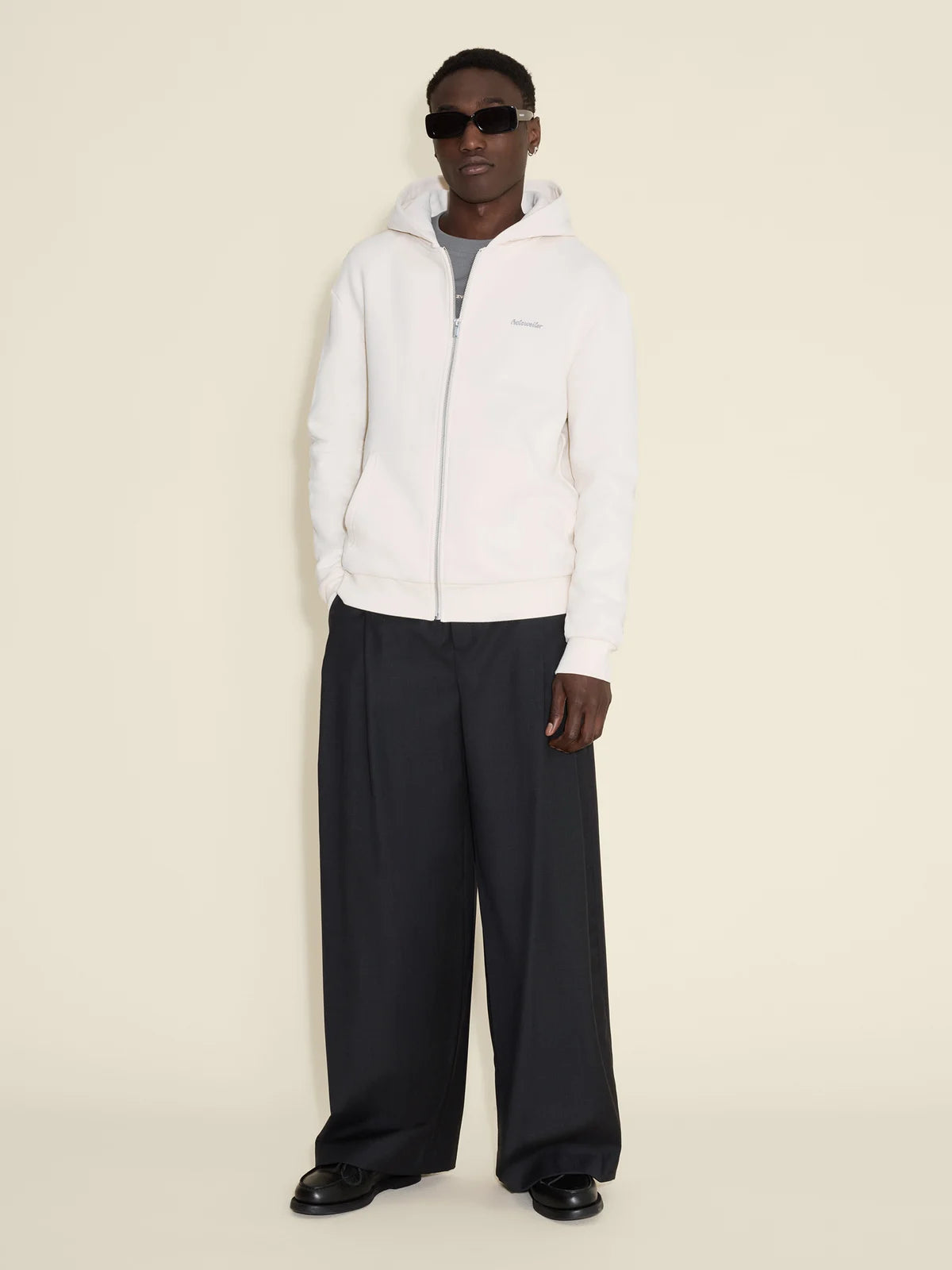 M REGULAR ZIP HOODIE ECRU