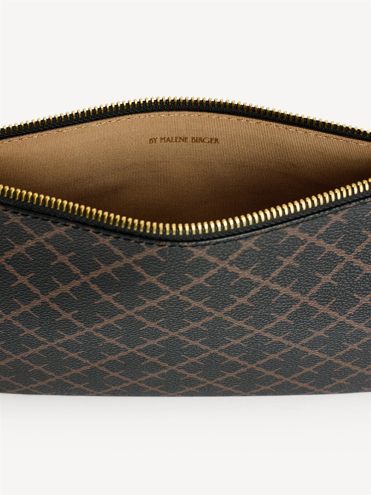 IVY CLUTCH