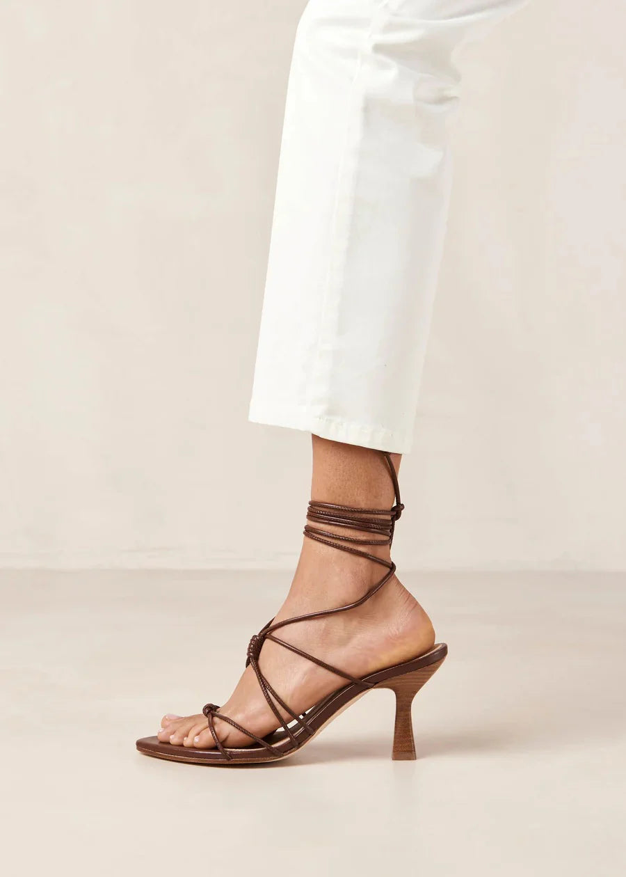 BELINDA SUEDE BEIGE LEATHER SANDALS