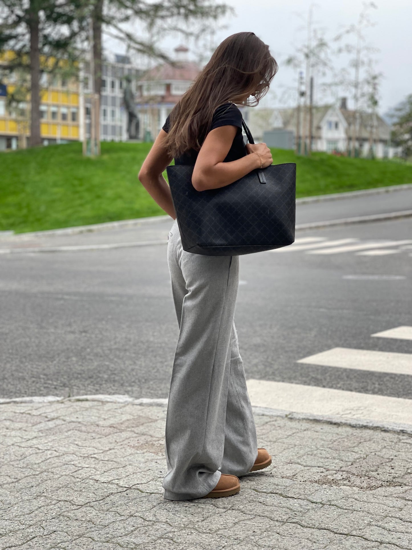 EVELYN TROUSER LIGHT GREY