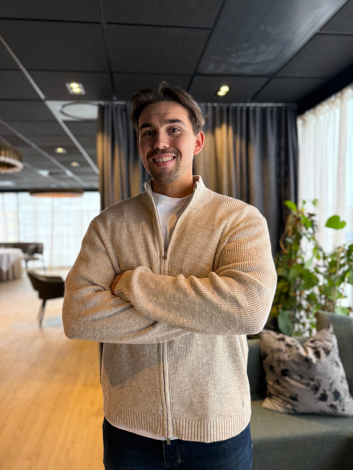 ATLANTIC ZIP CARDIGAN SAND MIX