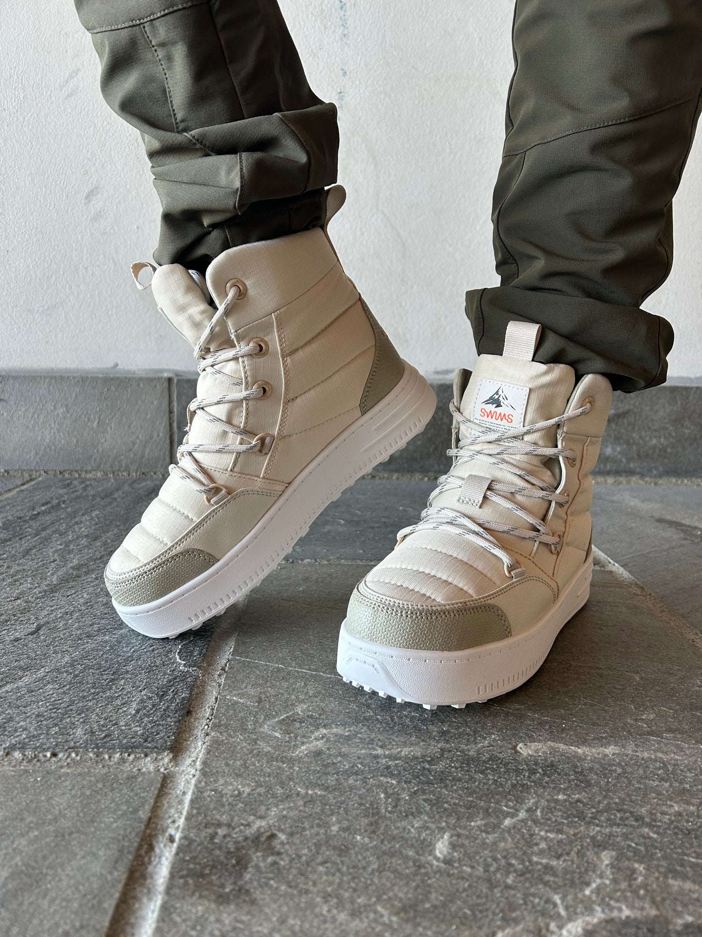 SNOW RUNNER MID OFF WHITE