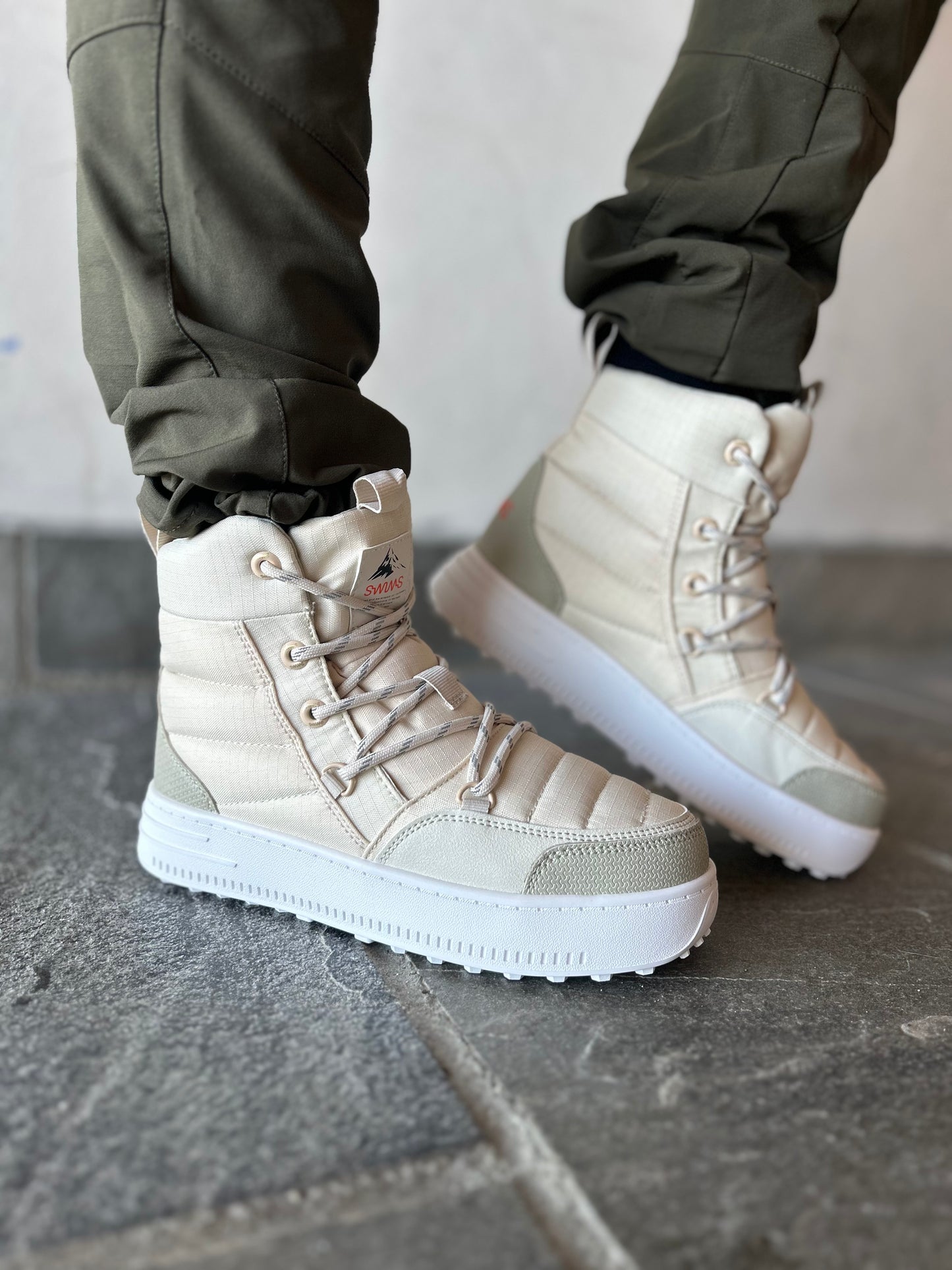 SNOW RUNNER MID OFF WHITE