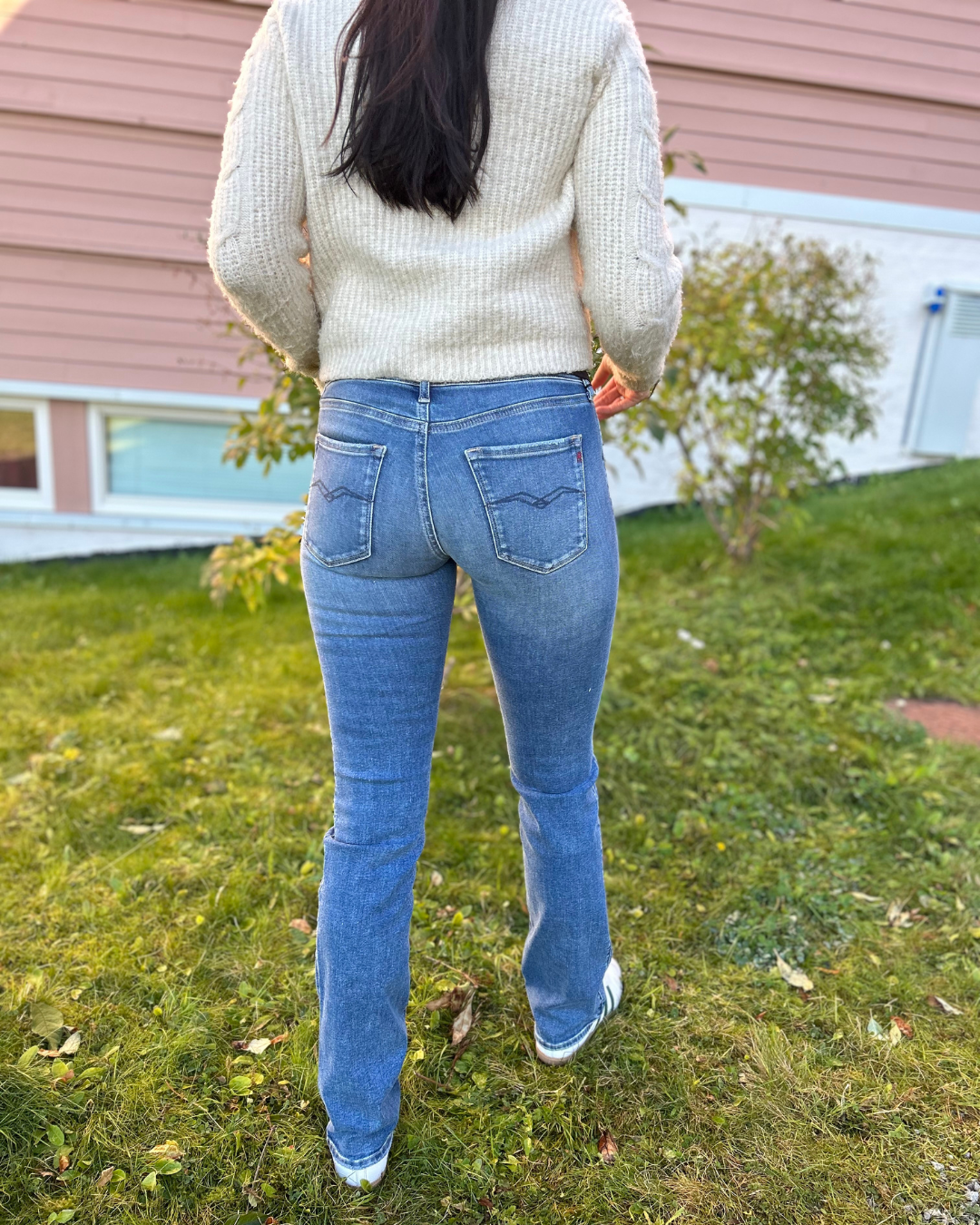 NEW LUZ BOOTCUT MEDIUM BLUE