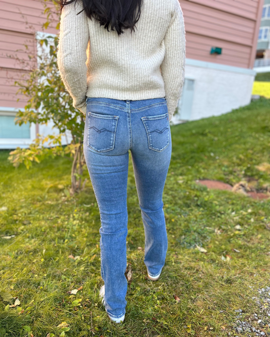 NEW LUZ BOOTCUT MEDIUM BLUE
