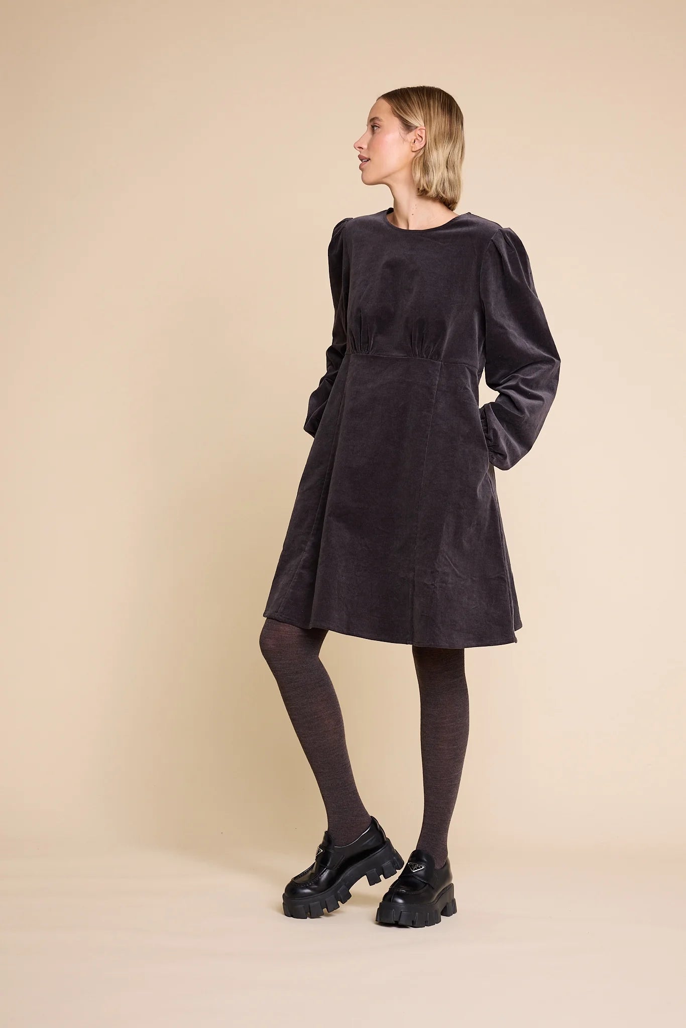 MILLER SHORT CORD DRESS ANTRACITE