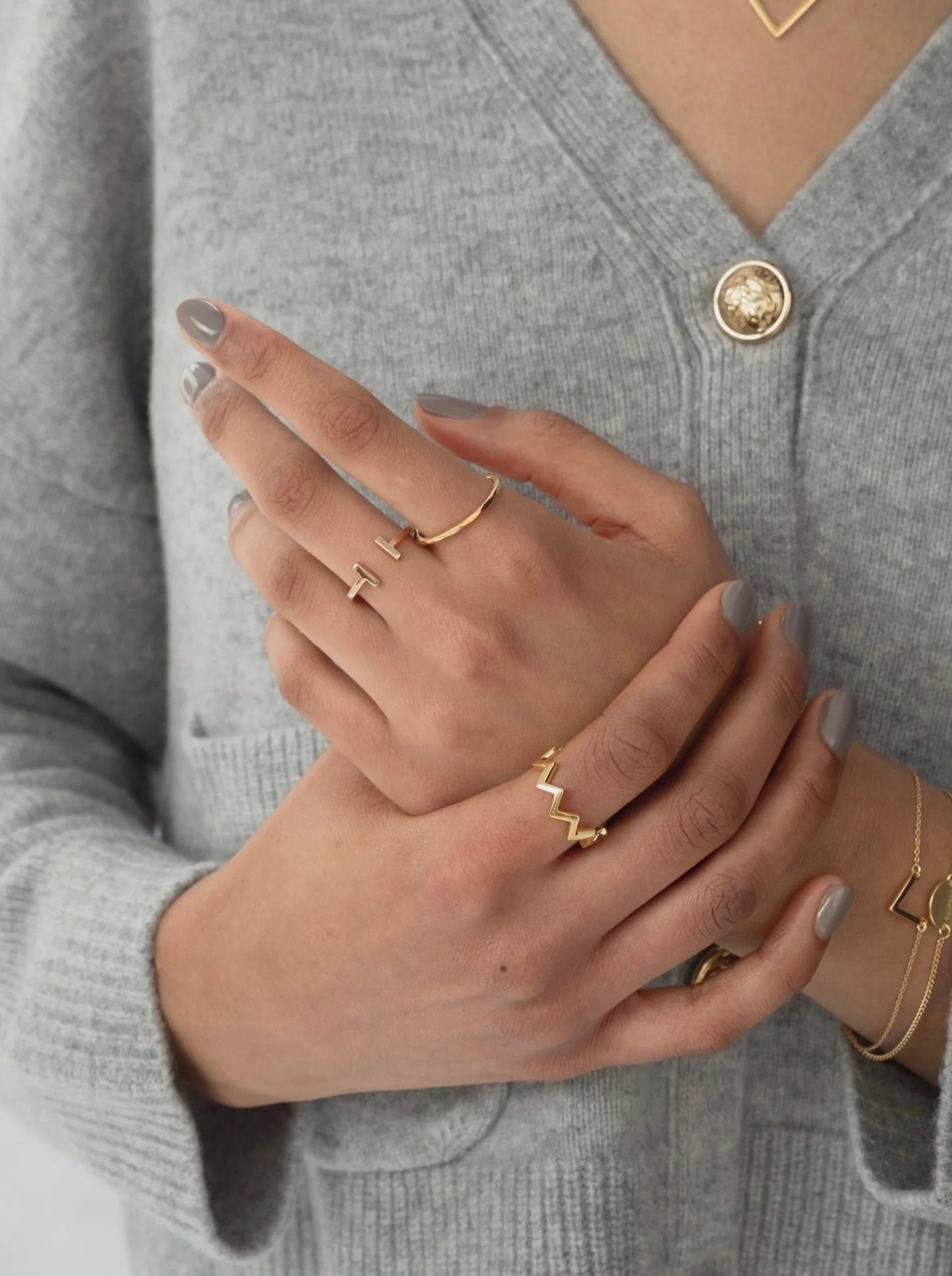 STRICT BAR RING GOLD