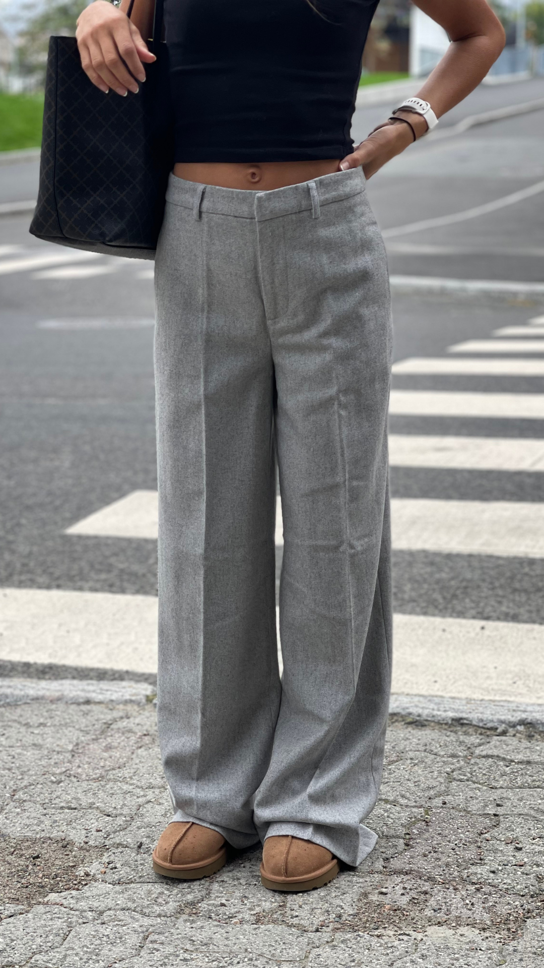 EVELYN TROUSER LIGHT GREY