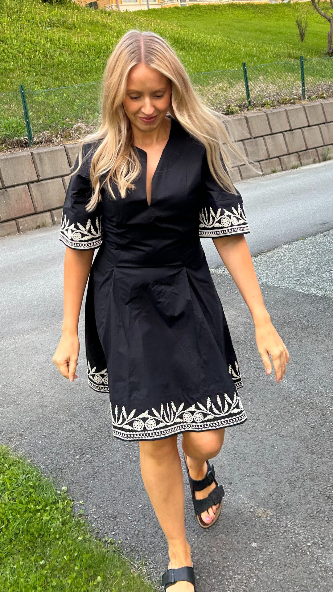 MARY DRESS BLACK