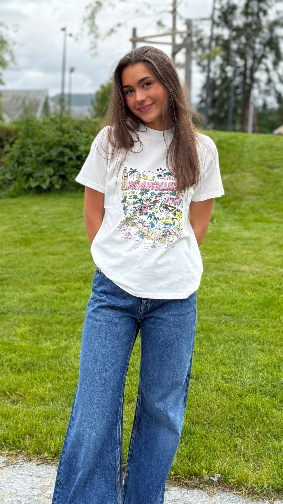BOYFRIEND TEE