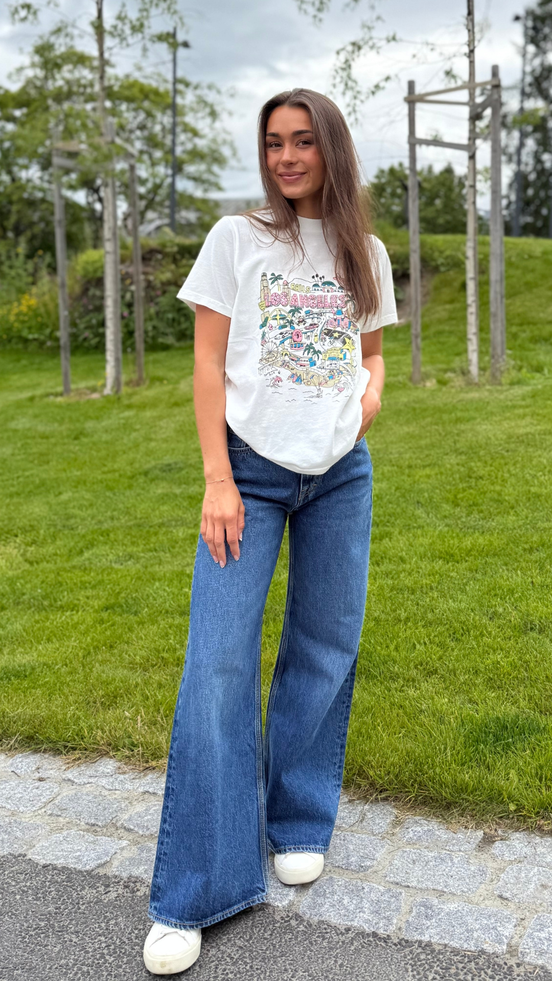 BOYFRIEND TEE