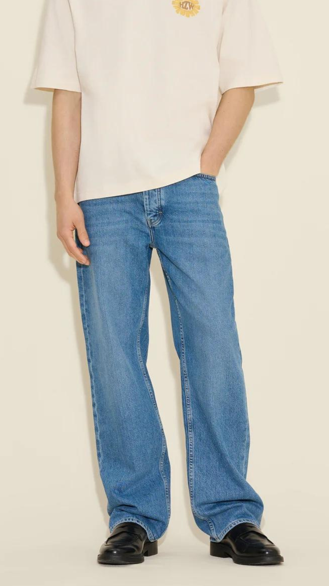 M Straight Jeans