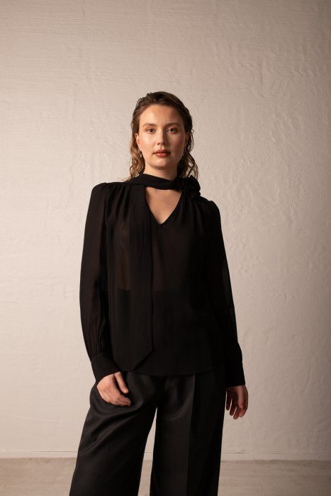 SOPHIA BLOUSE BLACK