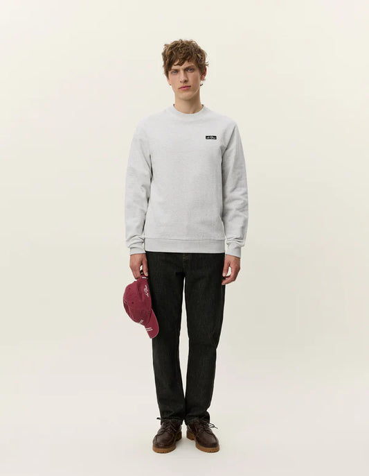 PATCH SWEATSHIRT