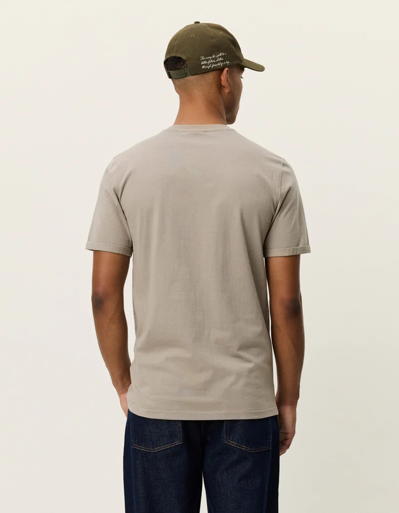 NORREGARD CONTRAST T-SHIRT LAUREL OAK SAND