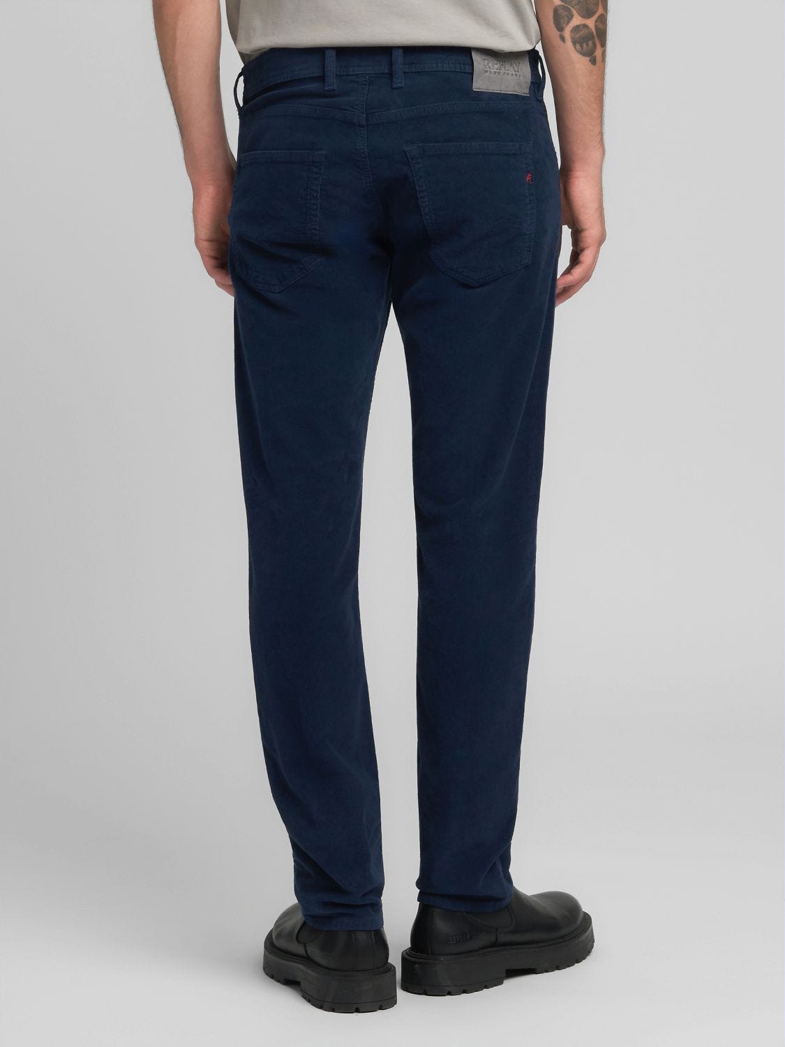 GROVER STRAIGHT-FIT CORDUROY