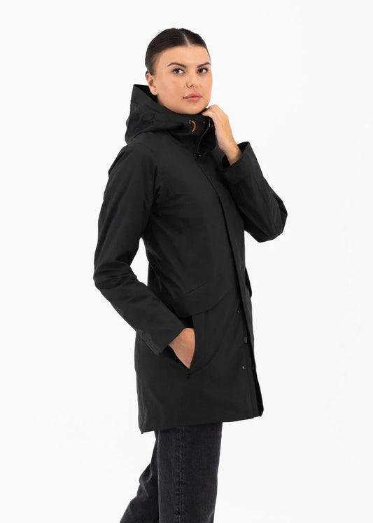 W LAUSANNE III PARKA SORT