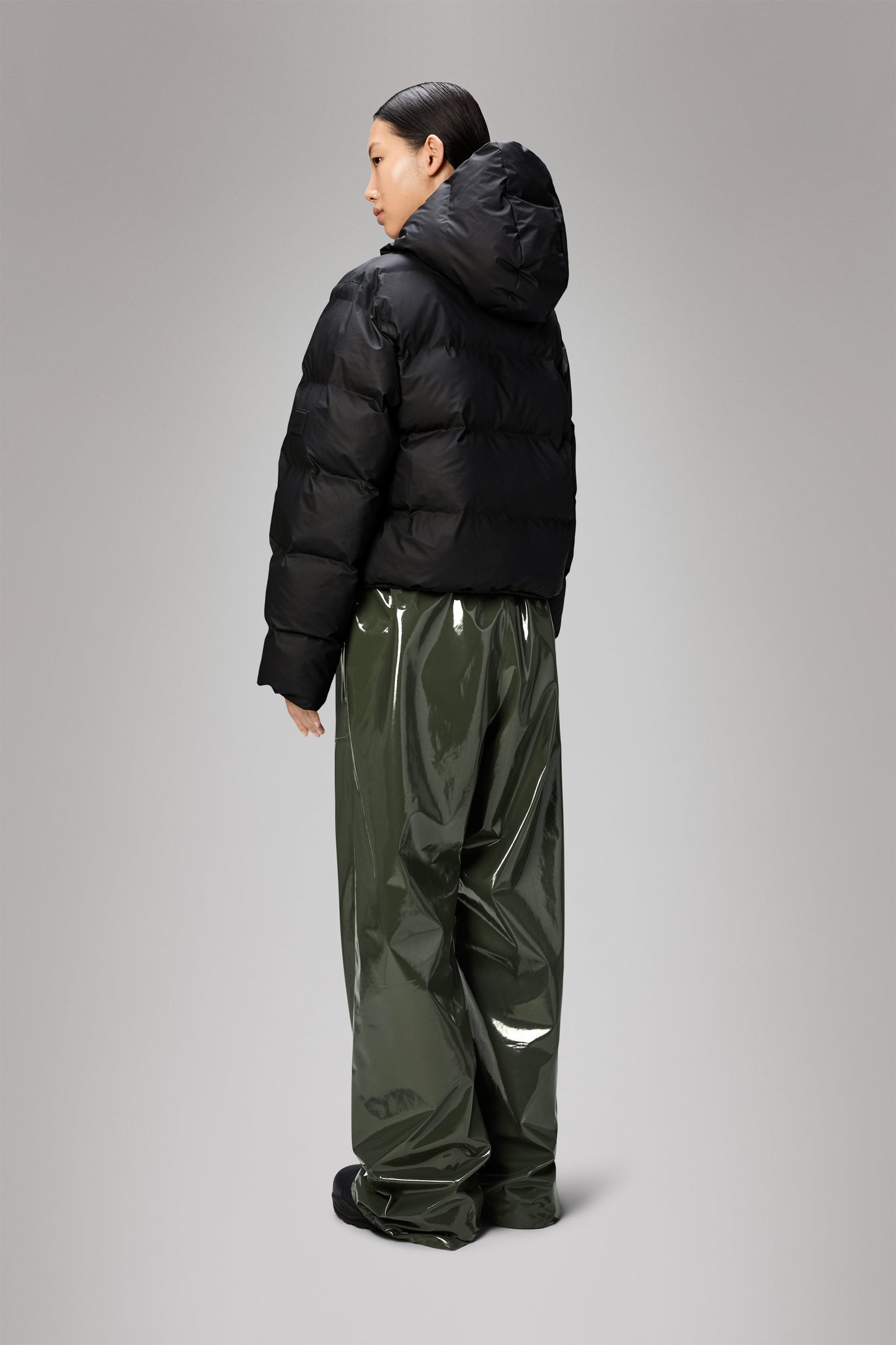 ALTA SHORT PUFFER JACKET W3T3 BLACK