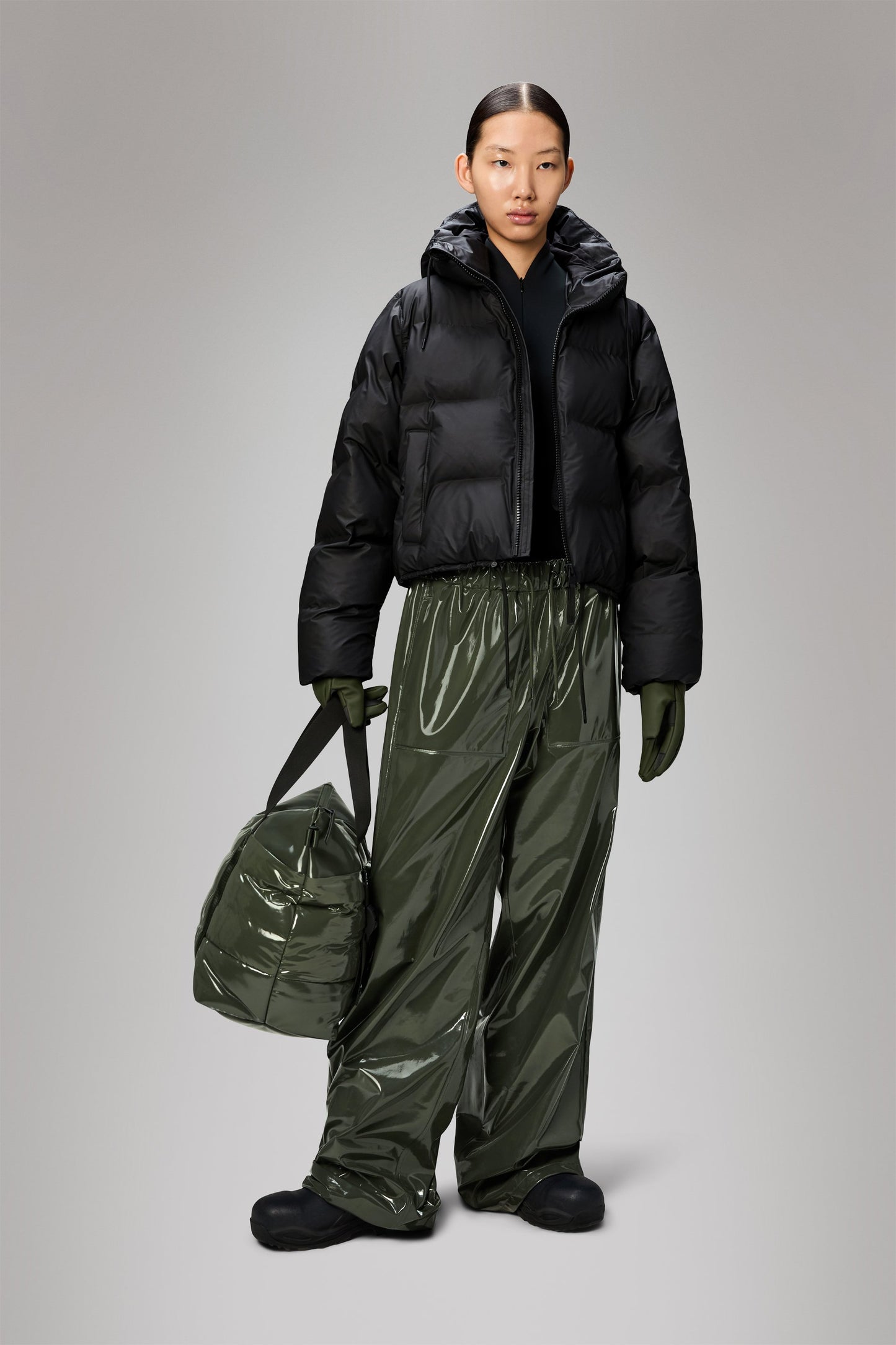 ALTA SHORT PUFFER JACKET W3T3 BLACK