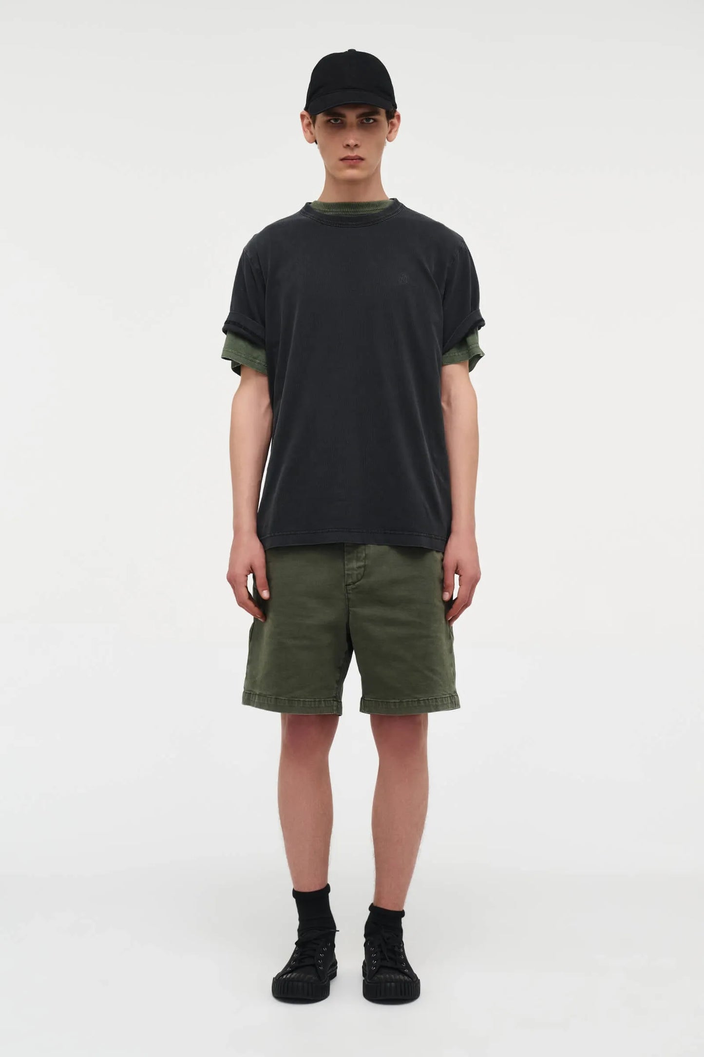 HUNTER SHORT OLIVE