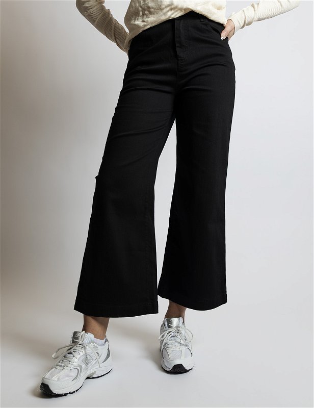 Wide leg denim