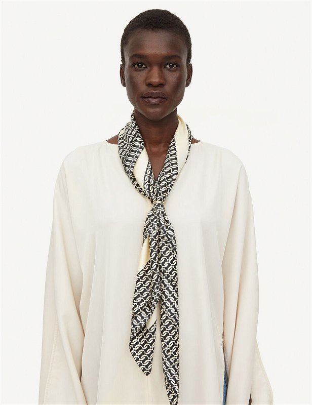 MONNE SILK SCARF PEARL