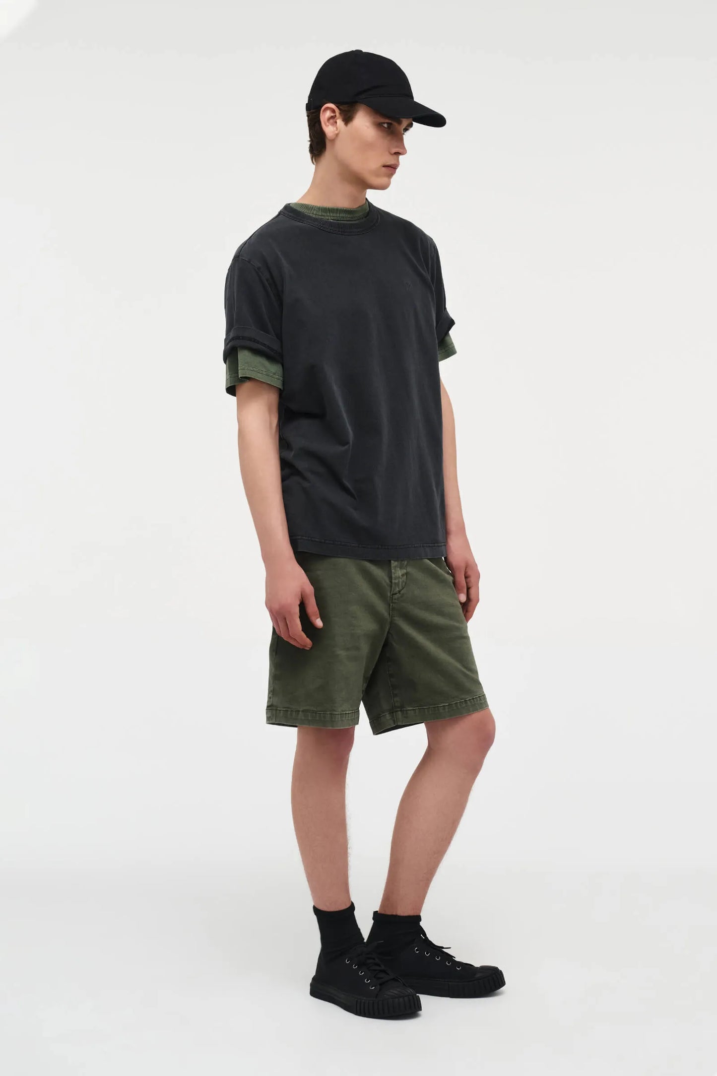 HUNTER SHORT OLIVE