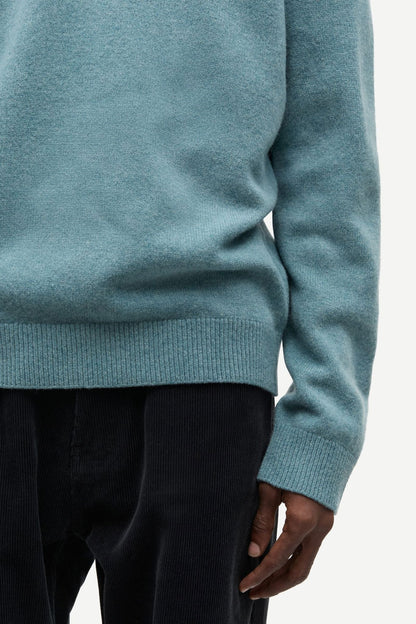 ISAK KNIT SWEATER