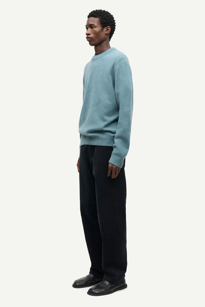 ISAK KNIT SWEATER