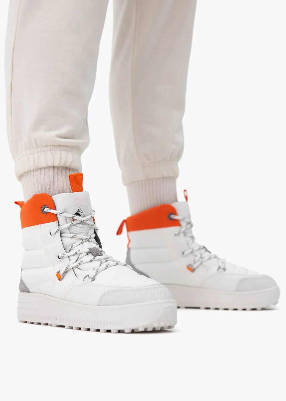 SNOW RUNNER MID WHITE