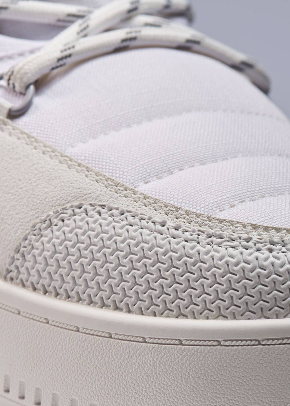 SNOW RUNNER MID WHITE