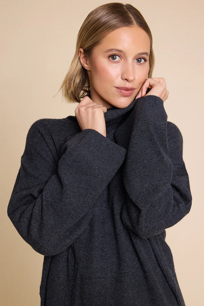 ANDREAS SOLID KNITTED SWEATER ANTRACITE