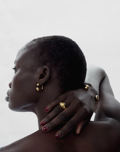 BOLDED DROPS BANGLE GOLD