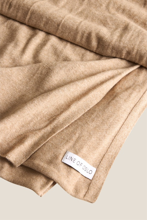 BIG SCARF CAMEL
