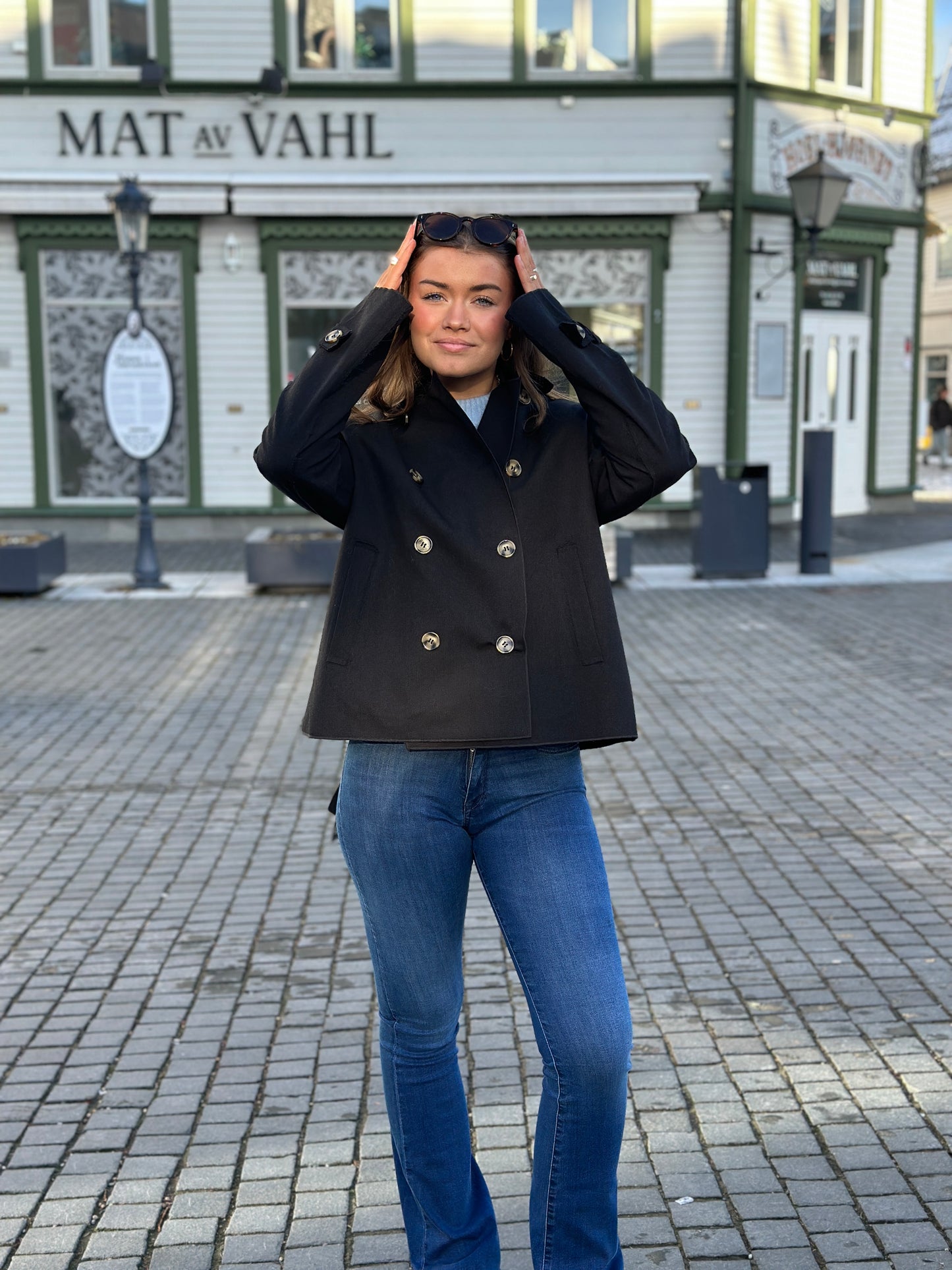 ROBBIE SHORT TRENCH COAT BLACK