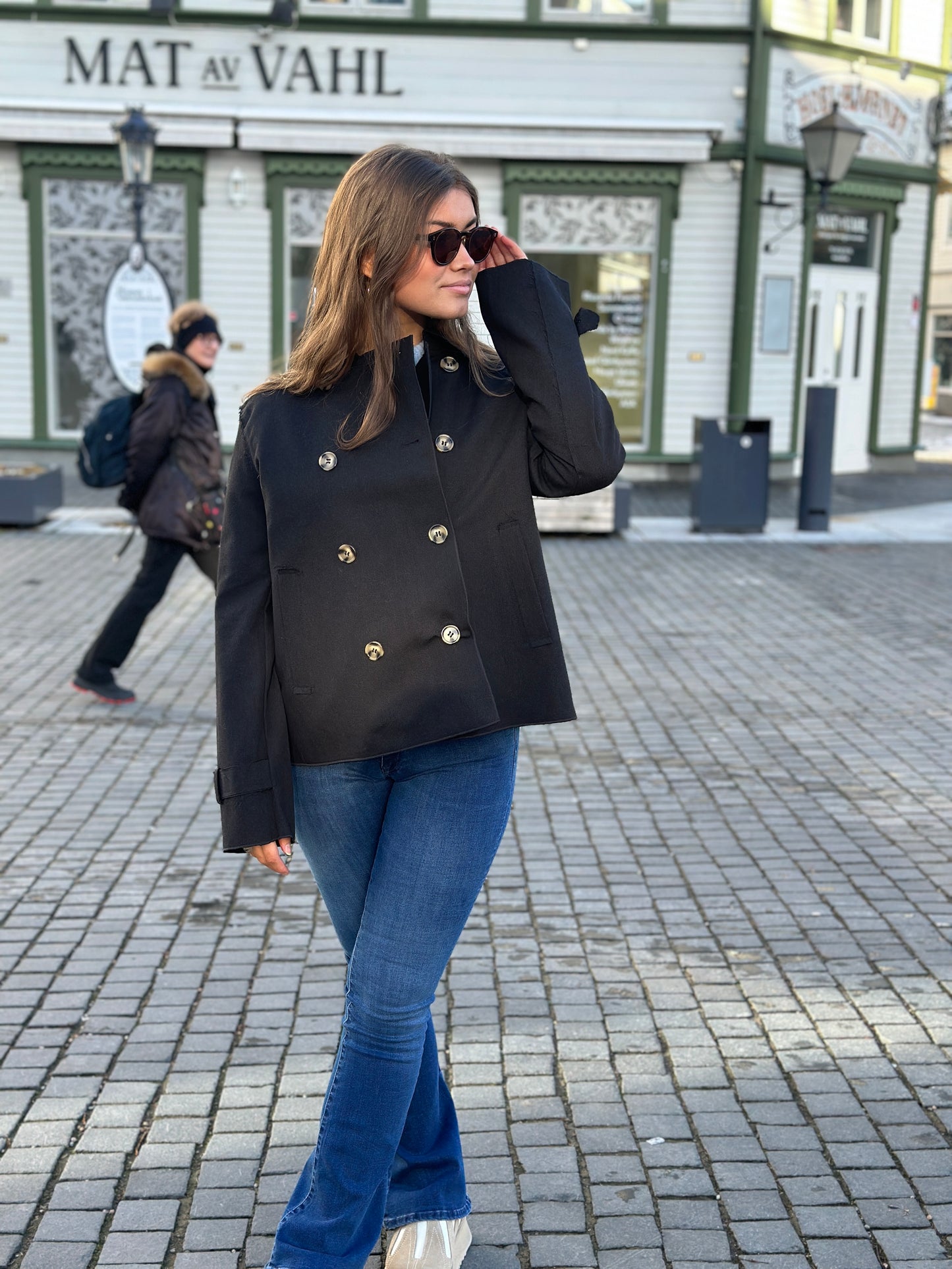 ROBBIE SHORT TRENCH COAT BLACK