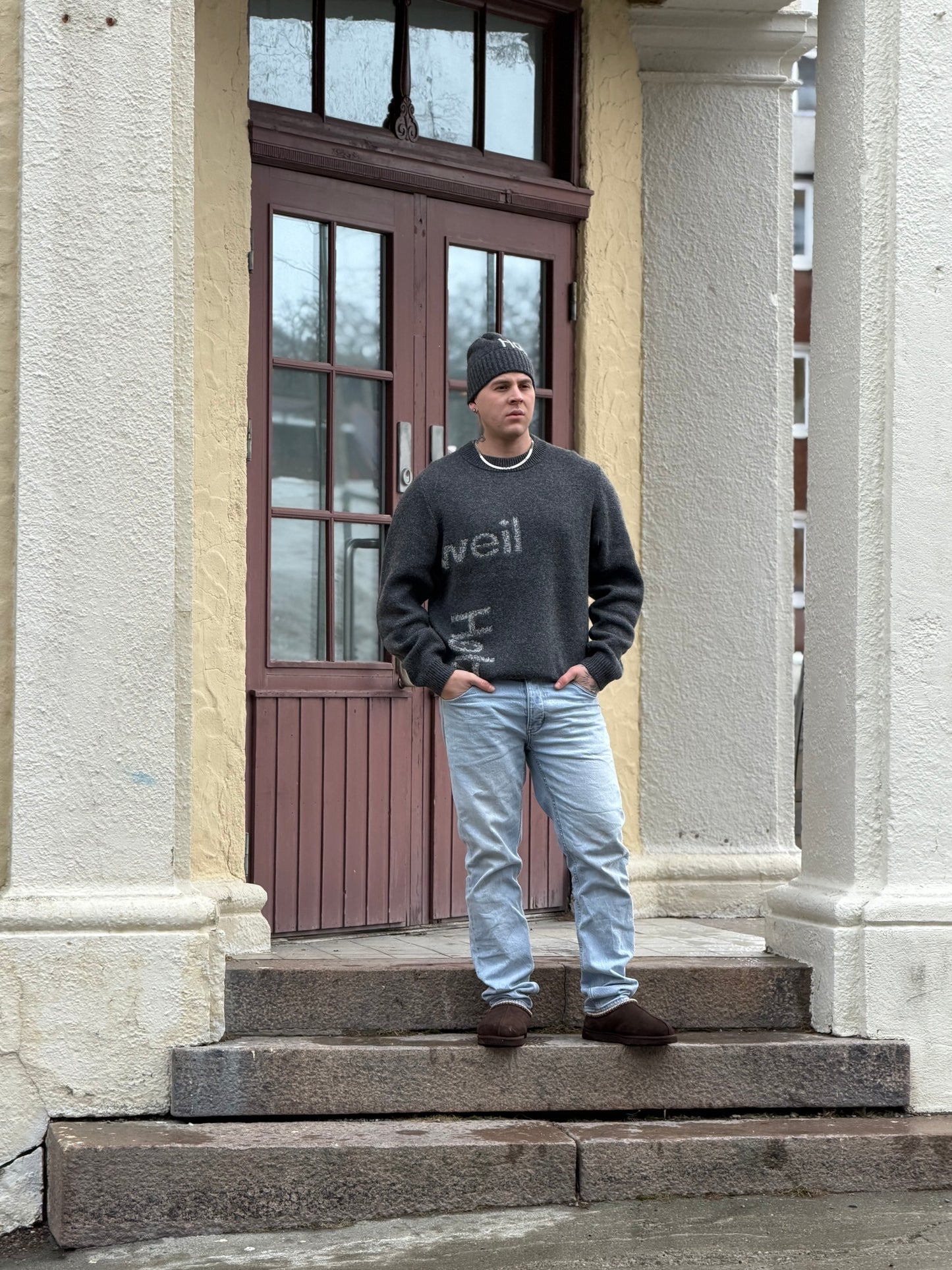 HAZA LOGO CREWNECK SWEATER