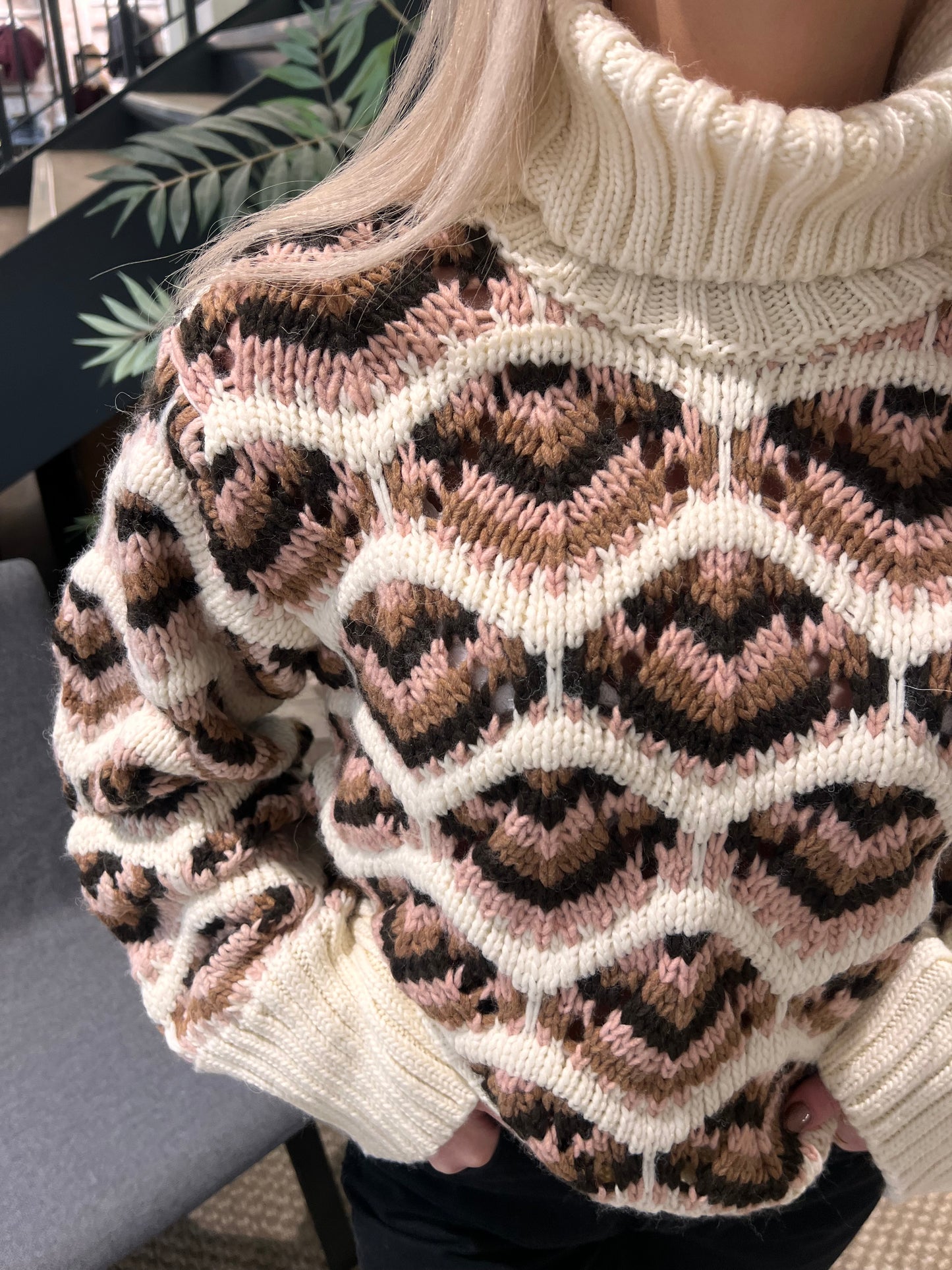 LATA KNIT IVORY MULTI