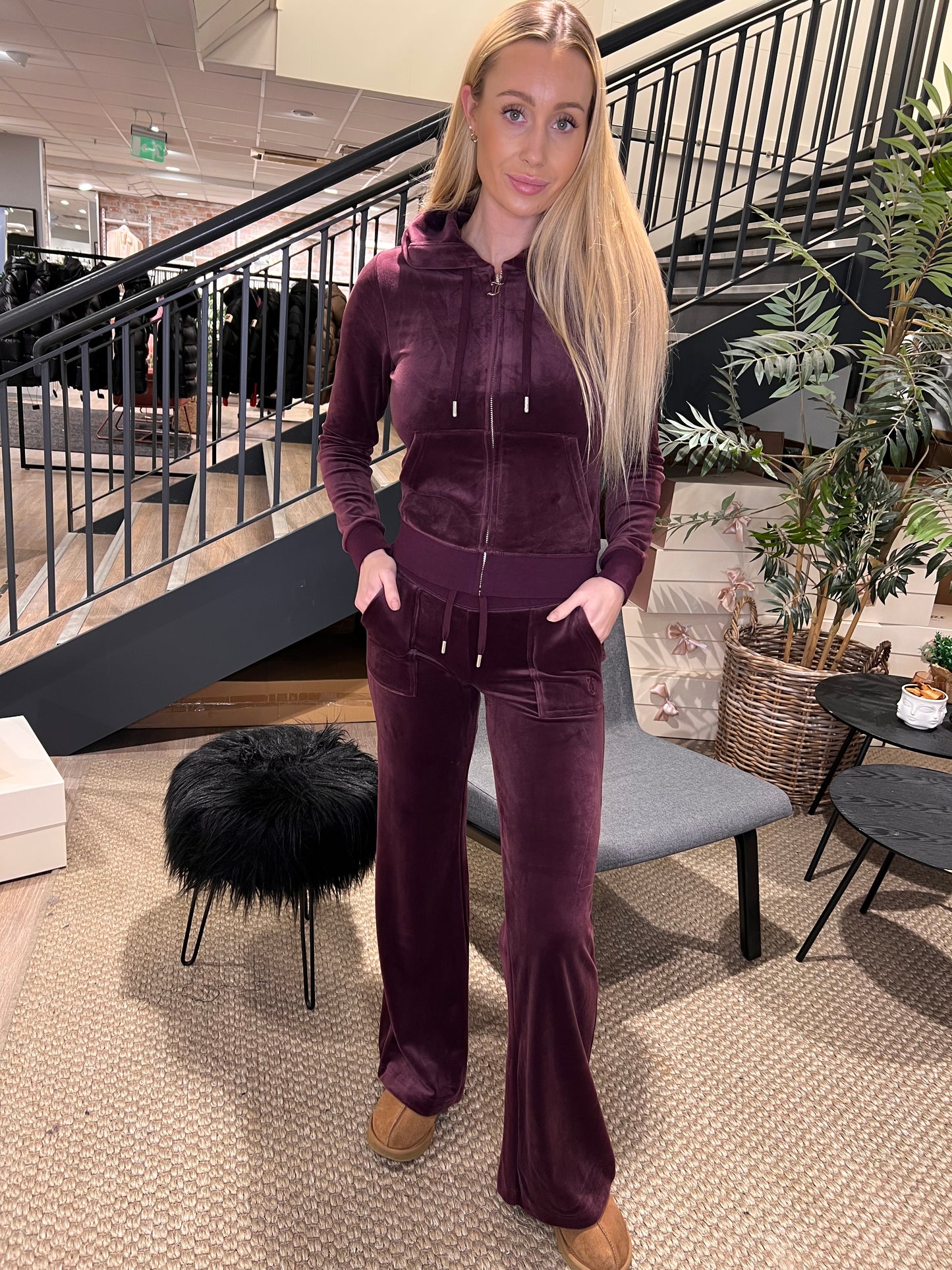 LAYLA LOW RISE WINETASTING