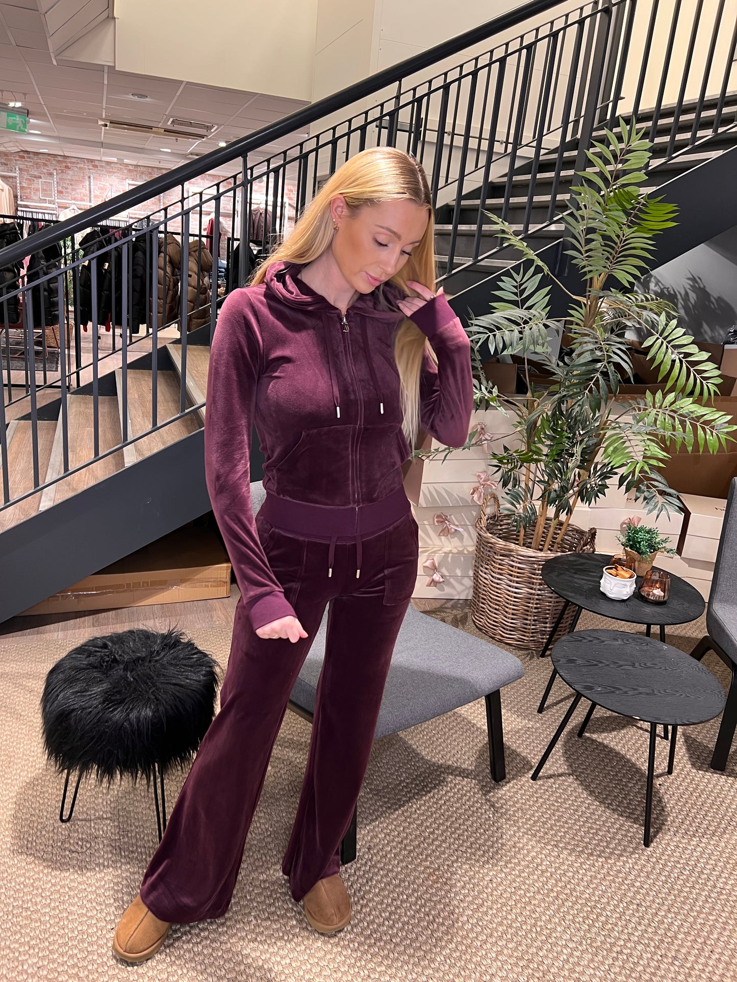 LAYLA LOW RISE WINETASTING