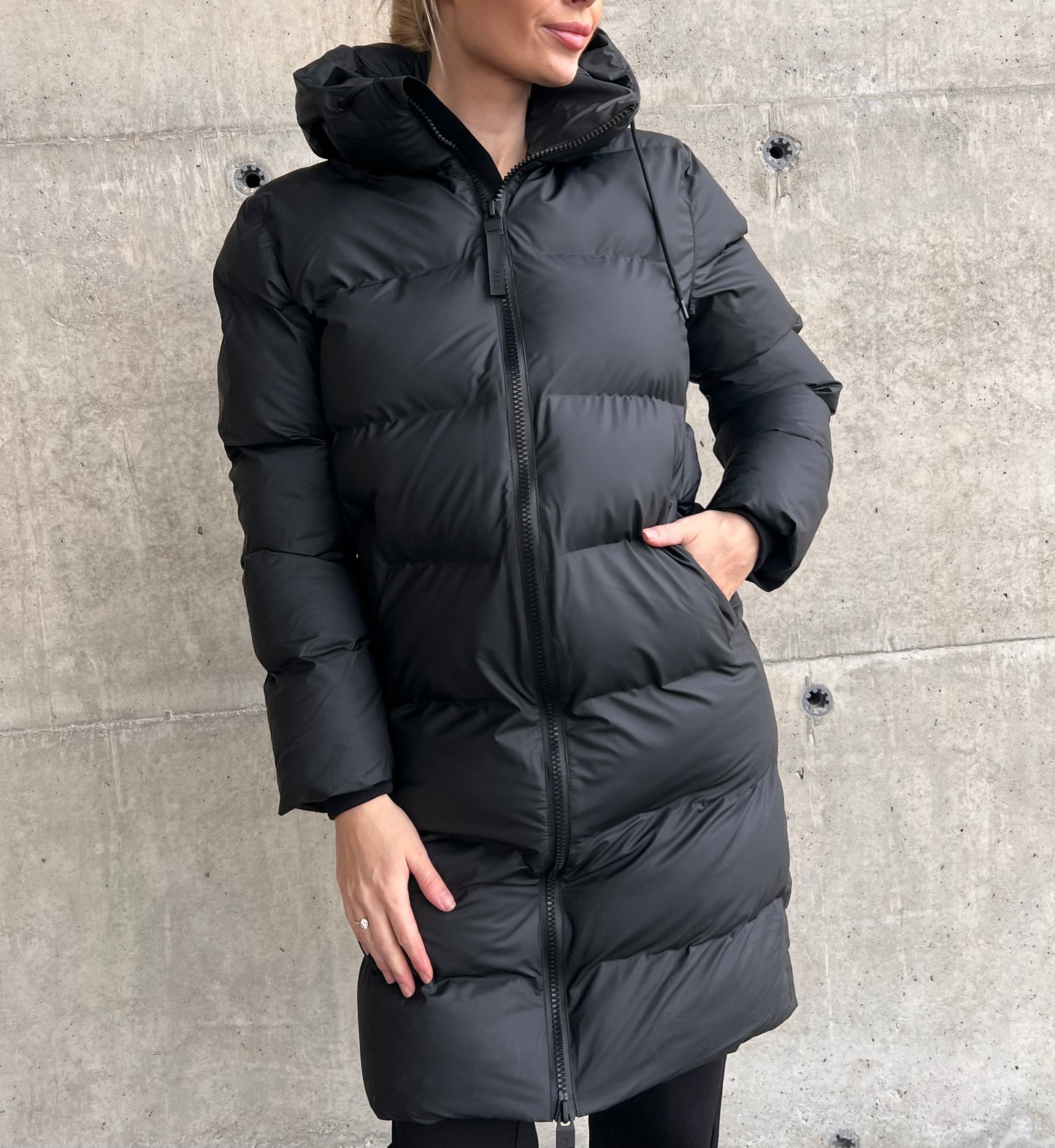 ALTA LONGER PUFFER JACKET W3T4 BLACK