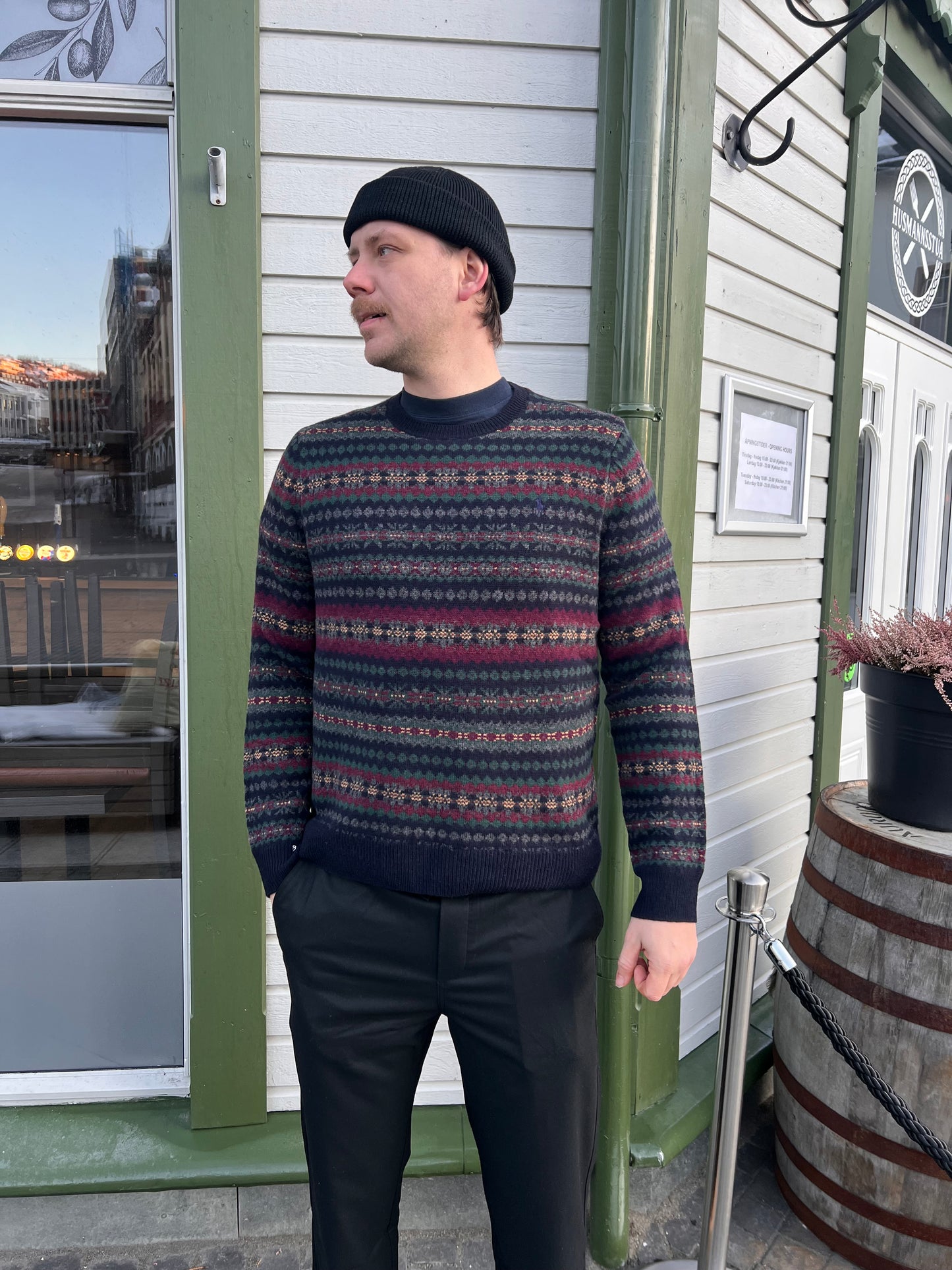 STRIPED PATERN WOOL PULLOVER