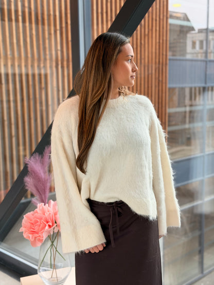 PIPER SOLID SWEATER CREME