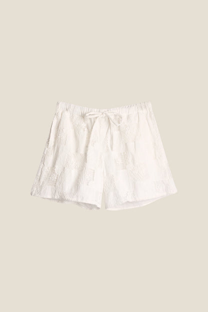 BOY FRIEND LACE SHORTS WHITE