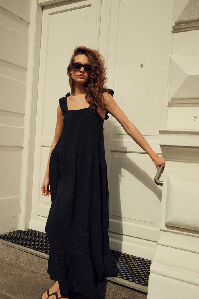 LINA DRESS BLACK