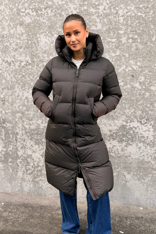 KALANI DEEP BROWN