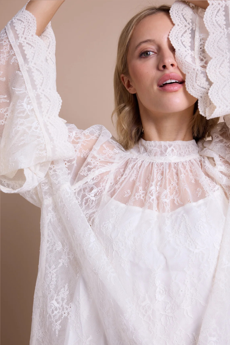 OLD BLONDEBLUSE WHITE
