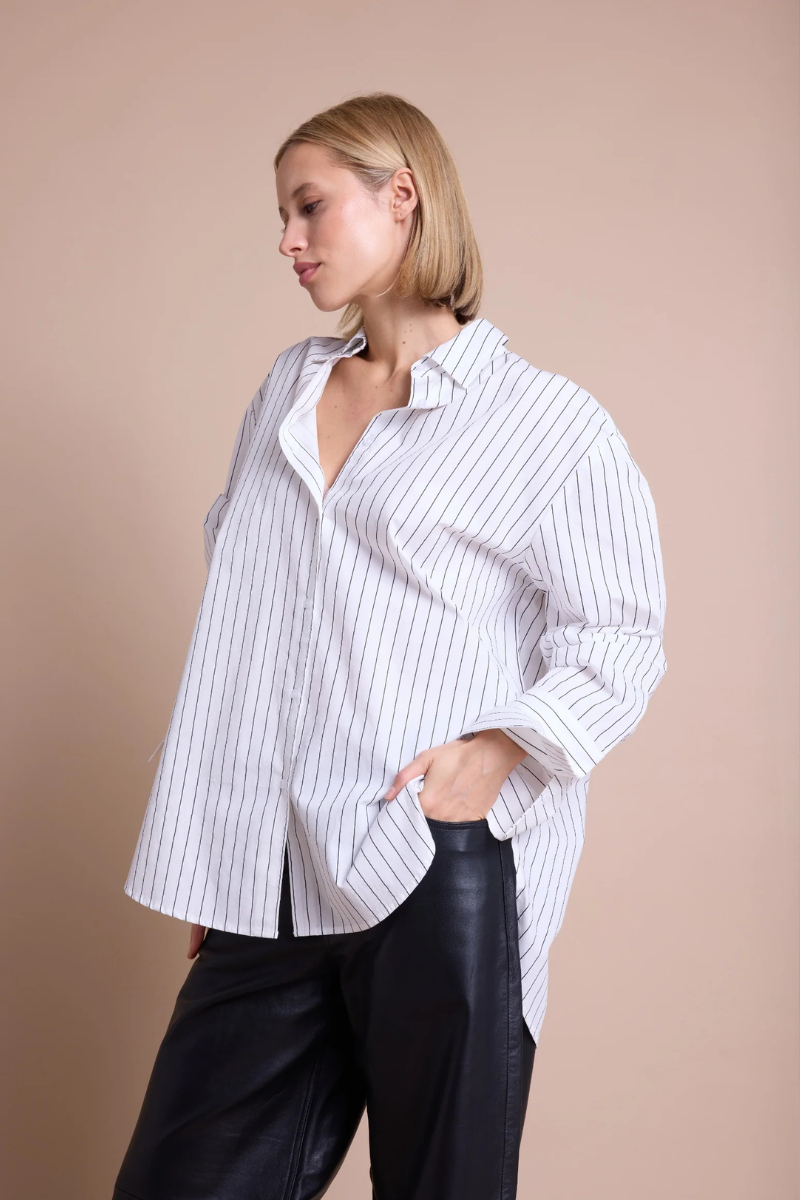 MAN SHIRT WHITE W/BLACK