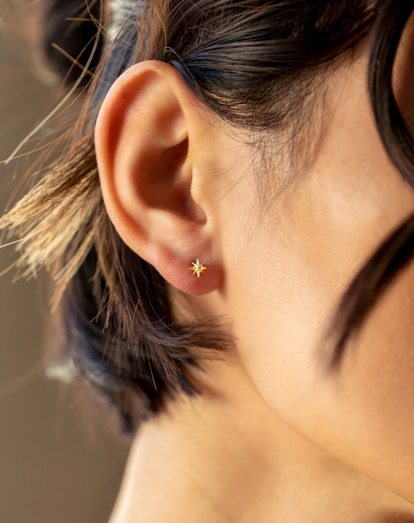 NORTH STAR STUD EARRINGS GOLD